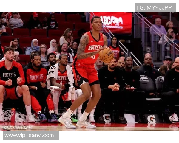 乌度卡确认亚当斯缺席对阵爵士伊森出战与否尚待决定其他球员预计均能参赛