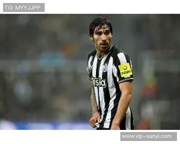 斯科尔斯称托纳利为英超最佳中场基恩反驳认为赖斯更出色 斯科尔斯称托纳利为英超最佳中场基恩反驳认为赖斯更出色