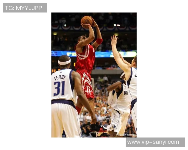 比卢普斯回忆利拉德71分神迹时刻当时我正全神贯注看球