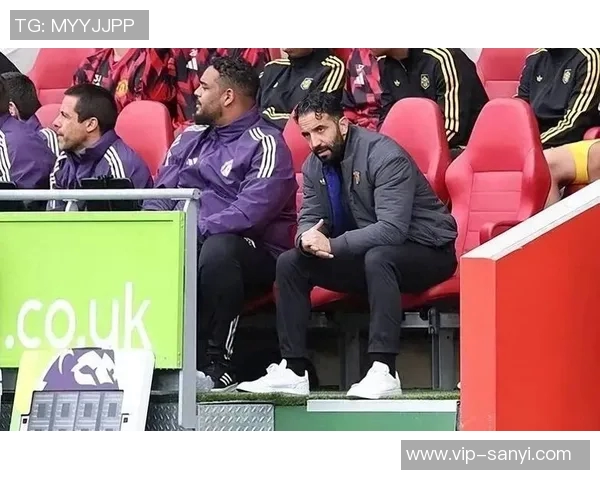 鲁尼批评斯洛特将索博安排在右后卫位置阿莫林若如此必遭严厉指责