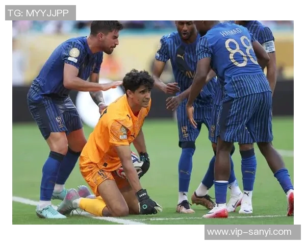 传奇老将阿尔比奥尔首发半场展现实力助球队逼平米兰 传奇老将阿尔比奥尔首发半场展现实力助球队逼平米兰