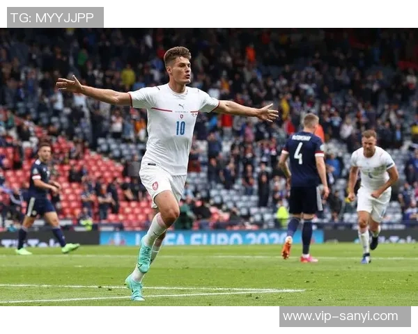 法国U21对阵法罗群岛U21首发阵容揭晓扎伊尔埃梅里特尔约罗领衔出战