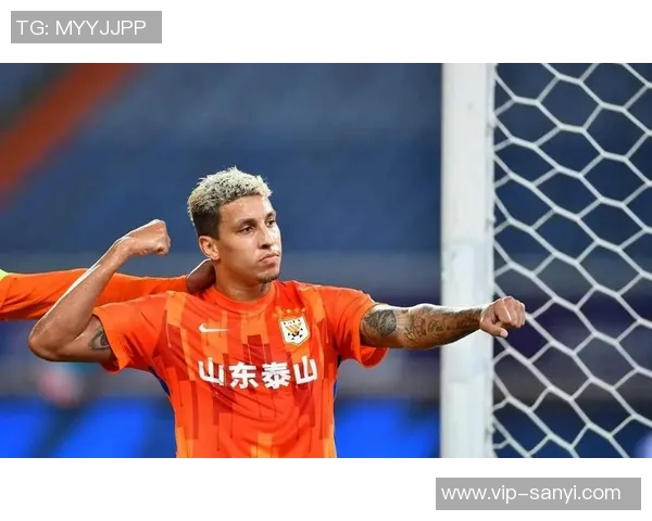 斯卢茨基谈比赛双方实力接近外援内援进球都令我欣喜