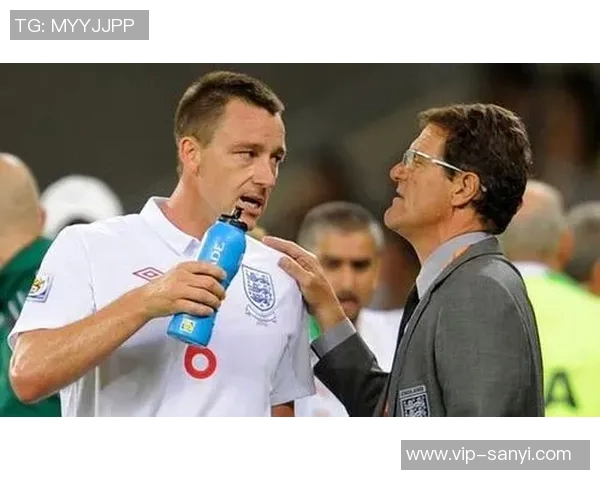 篮网队宣布签约后卫特里罗伯茨与前锋特雷斯科特共同增强阵容实力