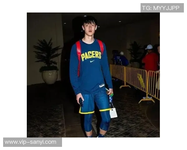 媒体人呼吁国内俱乐部重视高后卫培养应从小篮球阶段着手选拔优秀前锋