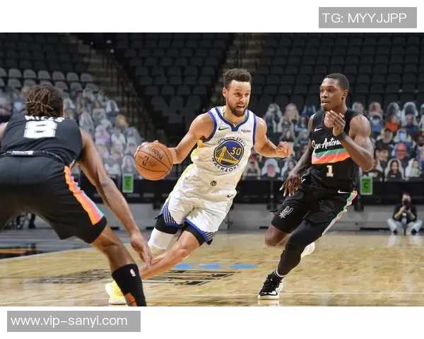 库里赛季初表现惊艳场均333分助攻和抢断数据同样出色