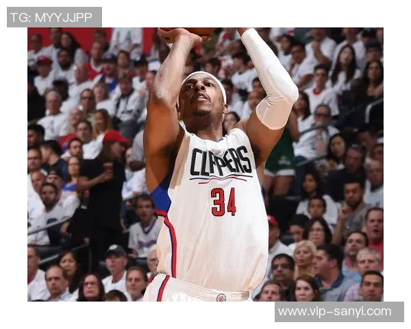 波兰后腰克里乔维亚克宣布退役感慨球员生涯无遗憾